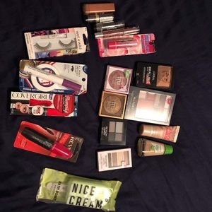 Makeup bundle 18 pc